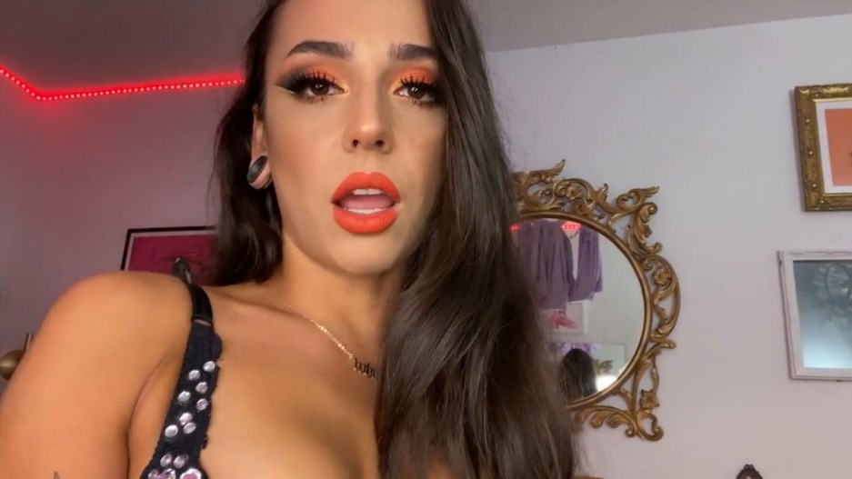 Misswhip - My Tits Control Your Tiny Dick and Finances - Face Worship